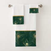 ENSEMBLE DE SERVIETTES EN OR EMERALD TRIMÉ (En situation)
