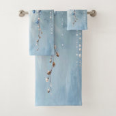 Ensemble de serviettes Fleurs bleues et perles (En situation)