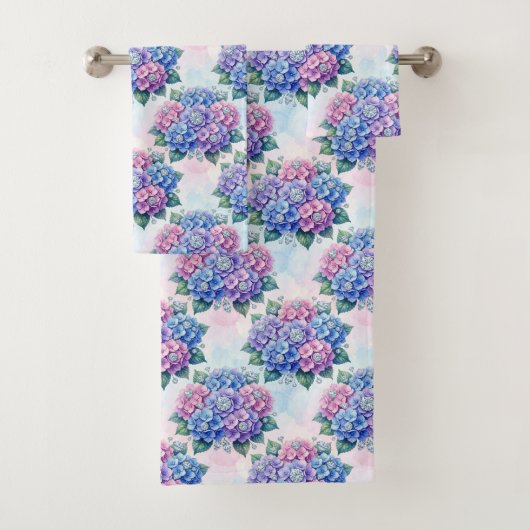Ensemble de serviettes hydrangeas et diamants chic (En situation)