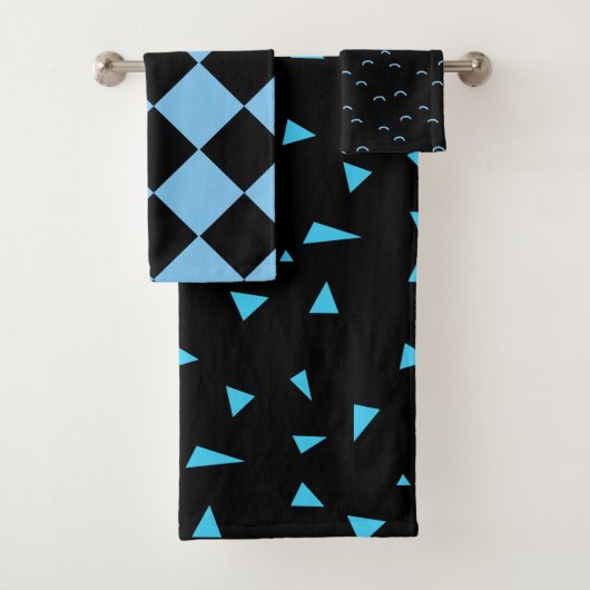 Ensemble de serviettes noires 'n' bleu (En situation)