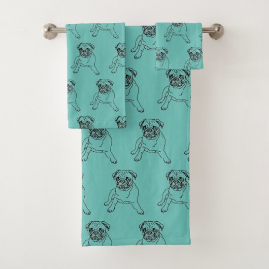 Ensemble de serviettes pour chien carlin mignon à (En situation)