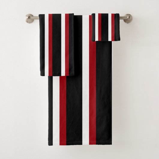 Ensemble de serviettes rayées noir rouge blanc (En situation)