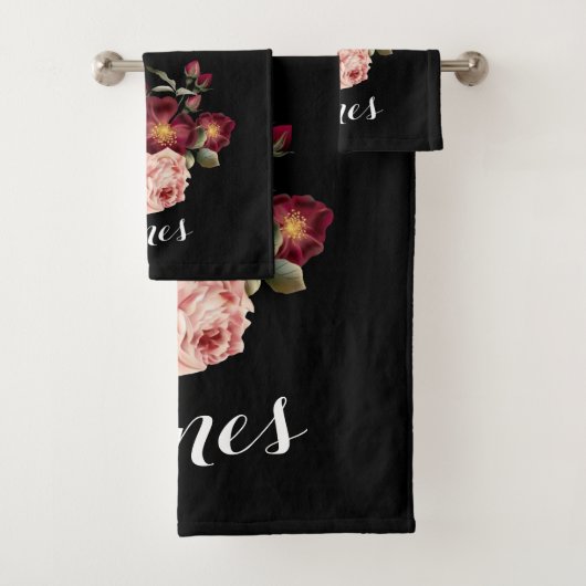 Ensemble décoré d'un monogramme de serviette de (En situation)