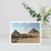 Ensemble des pyramides de Gizeh. Carte postale (Debout devant)