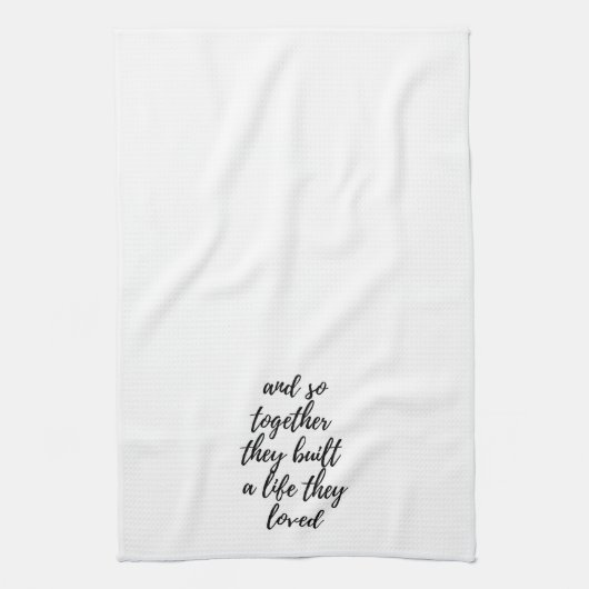 Ensemble, ils ont construit une serviette de cuisi (Vertical)