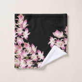 Ensemble noir de serviette de Bath de fleurs roses (Gant de toilette)