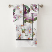 Ensemble pourpre blanc de serviette de Bath de (En situation)