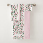 Ensemble rose de serviette de Bath de fleurs de (En situation)