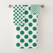 Ensemble vert fait sur commande de serviette de (En situation)
