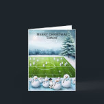 Entraîneur de Snowman<br><div class="desc">Un design hivernal mignon pour l'entraîneur de football, un terrain de football de bonhomme de neige et de nombreux fans de bonhomme de neige debout autour de l'entraîneur balle de football bonhomme de neige. Customisez comme vous le souhaitez. Un design de vacances amusant pour les amateurs de football et les...</div>