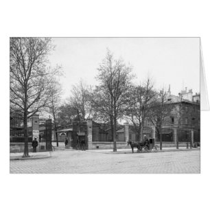 Entrée du quai "La Halle aux Vins"