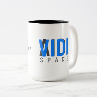 ENTREZ DANS NOTRE TASSE DE LA RÉALITÉ VIDI