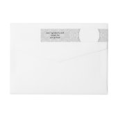 Envelopper de dentelle grise autour du Étiquette d (Dos)