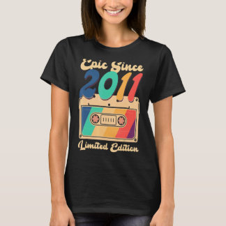 Epic sinds 2011 Cassette Birthday Women me T-shirt