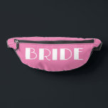 Équipe de fête de mariage pour la mariée<br><div class="desc">Déchaînez l'amusement avec votre groupe de mariée, enterrement de vie de jeune fille, cortège de mariage ou sortie entre filles avec ce sac banane Squad. Ce sac à dos est également parfait pour votre EVJF ou enterrement de vie de jeune fille ! Les sacs à ceinture sont le moyen idéal...</div>