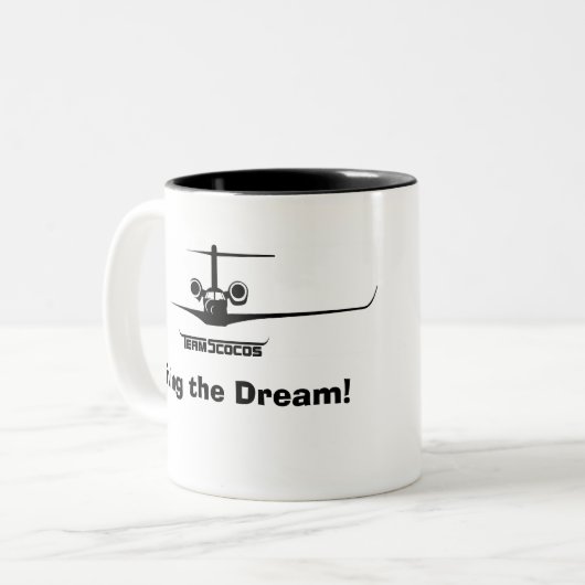 Équipe Scocos vivant la tasse rêveuse (Devant gauche)