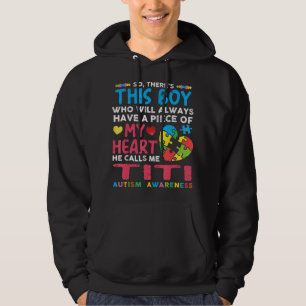 Er is dus een jongen die altijd een stuk of hoodie