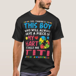 Er is dus een jongen die altijd een stuk of t-shirt