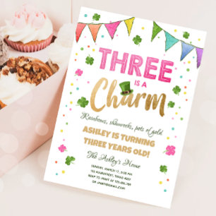 Er is een Charm St. Patrick's Day Girl Birthday Kaart
