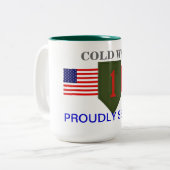 ęr TASSE de GUERRE FROIDE de DIVISION d'INFANTERIE (Devant gauche)