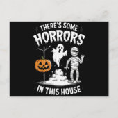 Er zijn enkele verschrikkingen in dit huis grappig briefkaart (Voorkant)