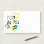 Erg leuk ontwerp voor de Lıttle Dingen Post-it® Notes (Op bureau)
