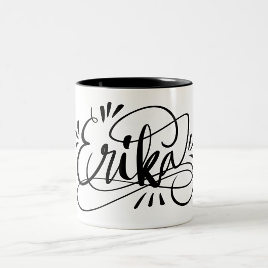 Erika - Mug à lettres personnalisées avec nom (Centre)