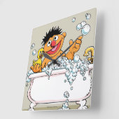 Ernie in Bathtub Vierkante Klok (Hoek)