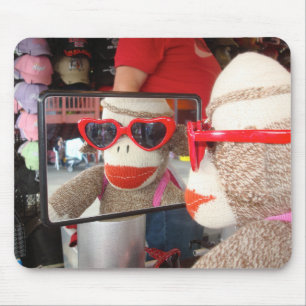Ernie the Sock Monkey Sunglazen Mousepad Muismat