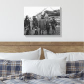 Eskimo Berry Pickers in Nome, Alaska Foto Canvas Afdruk (Insitu (Slaapkamer))