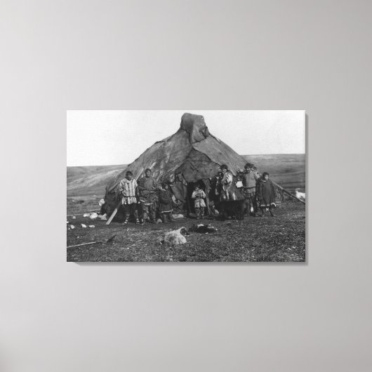 Eskimo Igloo Near Nome, Alaska-foto Canvas Afdruk (Voorkant)