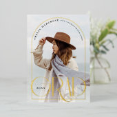 Essence Real Gold Foil Arch Graduate Faire-part (Debout devant)