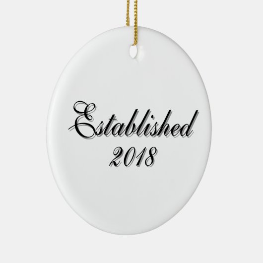 Established Year Personalized Couple Design Keramisch Ornament (Rechts)