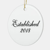 Established Year Personalized Couple Design Keramisch Ornament (Links)