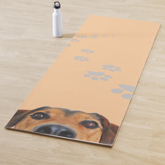 Esterilla yoga con diseño de perro marrón yogamat (In situ)