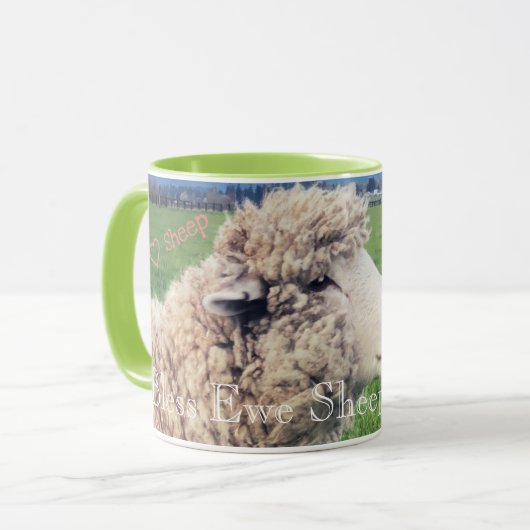 Esther Mug (Devant gauche)
