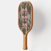 Esthetische Bottomland Camo Baby Roze linten & str Pickleball Paddle (Links)