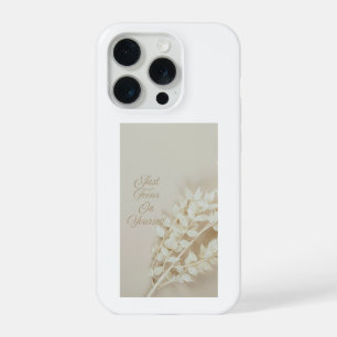 Esthetische Gedroogde Bloemen Focus Op Jezelf iPhone 15 Pro Hoesje