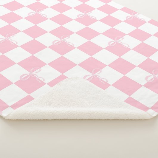 Esthetische roze en wit geruit met linten sherpa deken (3/4)