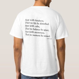 Étape avec T-shirt Kindness