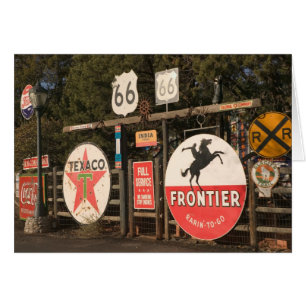 États-Unis, Arizona, Sedona : enseignes publicitai