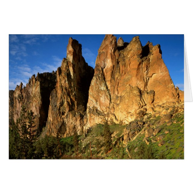 États-Unis, Oregon, Falaises de granit à Smith Roc (Devant horizontal)