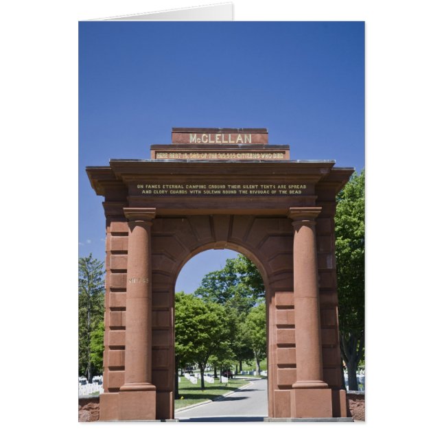 États-Unis, Virginie, Arlington. Porte McClellan à (Devant)