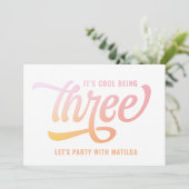 Eté arc-en-ciel trois 3e anniversaire invitation (Debout devant)