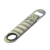 ÉTÉ DANS L'OUVREUR DE BOUTEILLE DE L'ITALIE (Dos Angle)