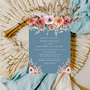 Etheral Dusty Blue en Blush Peach Floral Wedding Kaart