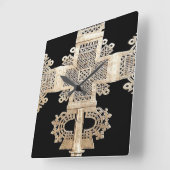Ethiopische wandklok op het Motif-plein Vierkante Klok (Hoek)
