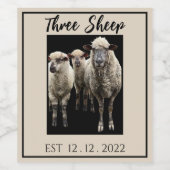 ETIKET OP DRIE SCHAPEN FOTO WINE FLES (Enkel label)