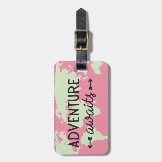 Étiquette À Bagage Adventure Await and Pink World Map (Devant Vertical)