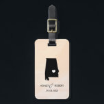 Étiquette À Bagage Alabama Carte Mariage Bagage avec le nom du couple<br><div class="desc">Ces étiquettes de bagage d'état font les étiquettes cadeaux mariages parfaits ou les étiquettes de sacs de bienvenue. Cravate-le à votre cadeau au lieu d'une étiquette-cadeau typique en papier, et ils peuvent l'utiliser pendant des mois et des années à venir. Les étiquettes ont un arrière - plan de couleur de...</div>